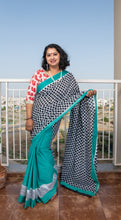 Load image into Gallery viewer, Green & Black Printed Half & Half Saree