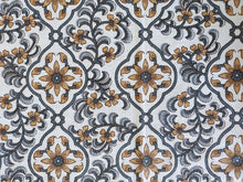 Load image into Gallery viewer, Grey Printed Cotton Table Cover (6 Seater)