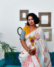 Load image into Gallery viewer, Applique Neckpiece