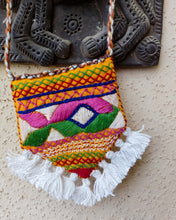 Load image into Gallery viewer, Temple Neckpiece