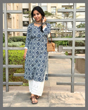 Load image into Gallery viewer, Indigo Cotton Printed Kurta
