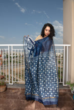 Load image into Gallery viewer, Elephant Indigo Block Printed Chanderi Saree
