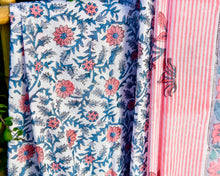 Load image into Gallery viewer, Grey Cloud Mulmul Saree
