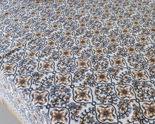 Load image into Gallery viewer, Grey Printed Cotton Table Cover (6 Seater)
